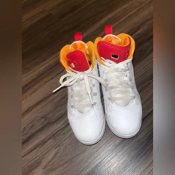 Jordan MVP sneakers - Picture 2 of 6